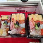 市場寿し　名物寿司/各600円