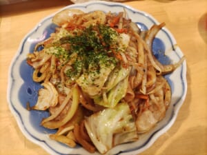 ♢旦過のカレーパン KOKURA堂♢自信作！新鮮野菜の焼きうどん600円♪